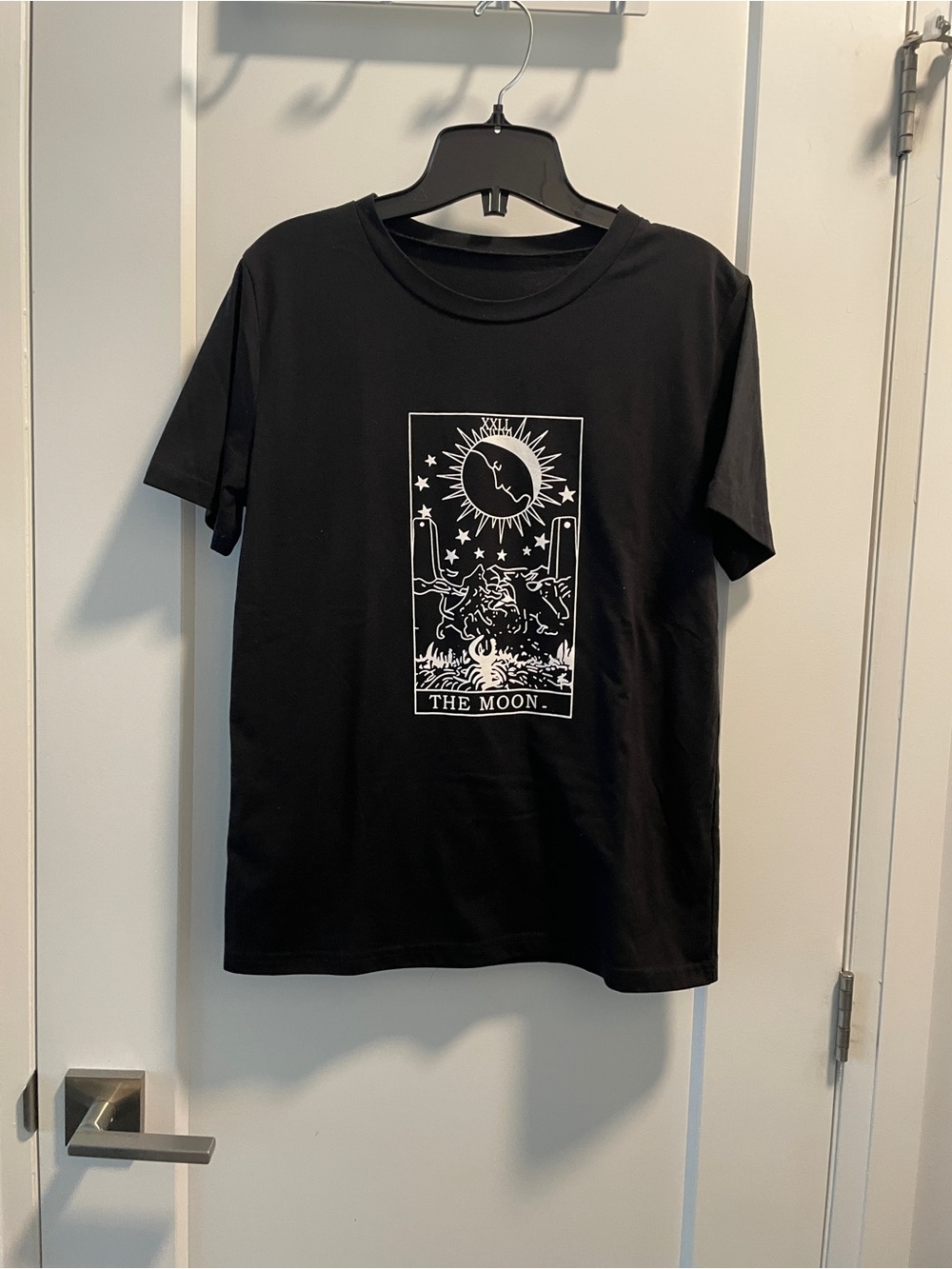 'The Moon' Graphic Tee - Crew Neck Casual Shirt
